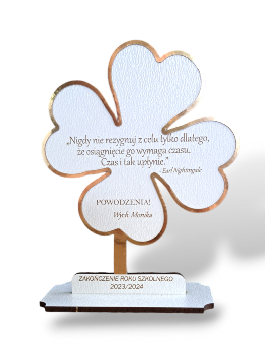 Statuetka Koniczynka z CYTATEM i Dedykacją.png